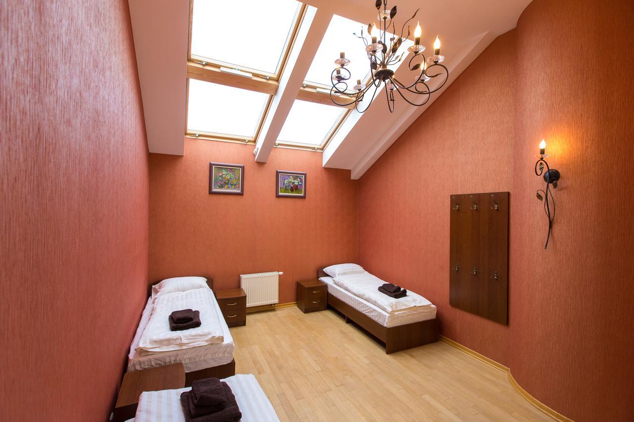 10 Rooms Λβιβ Εξωτερικό φωτογραφία