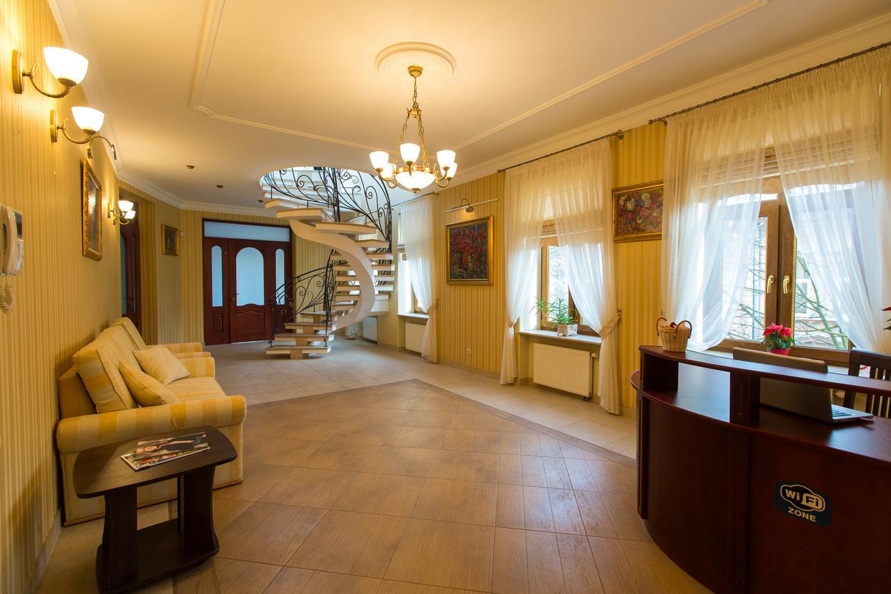 10 Rooms Λβιβ Εξωτερικό φωτογραφία