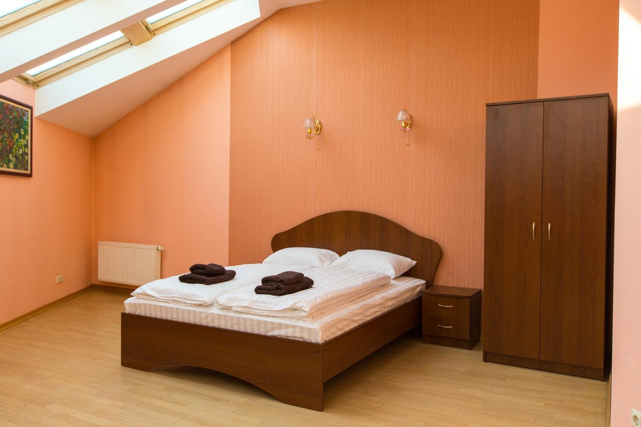 10 Rooms Λβιβ Εξωτερικό φωτογραφία