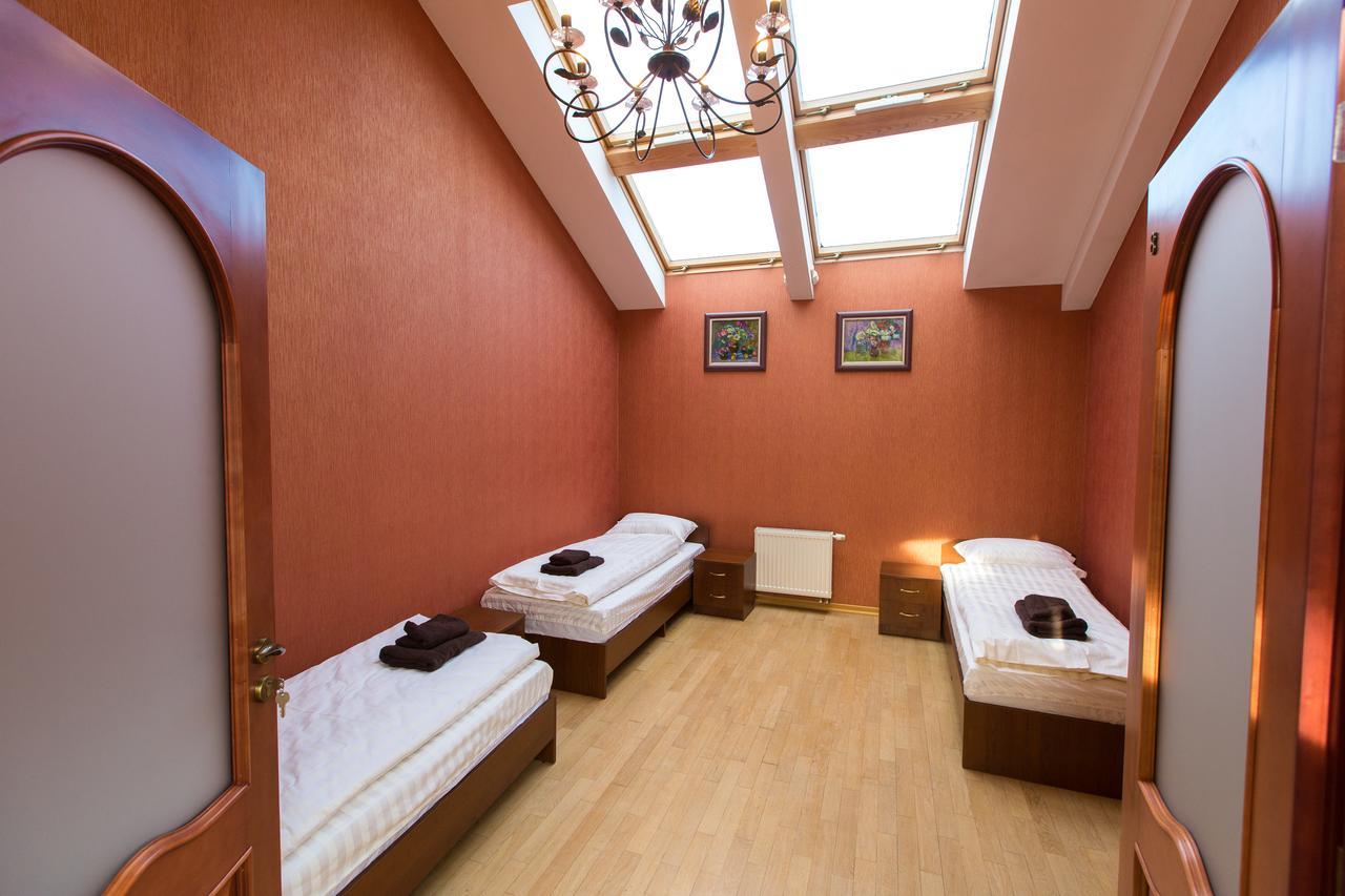 10 Rooms Λβιβ Εξωτερικό φωτογραφία