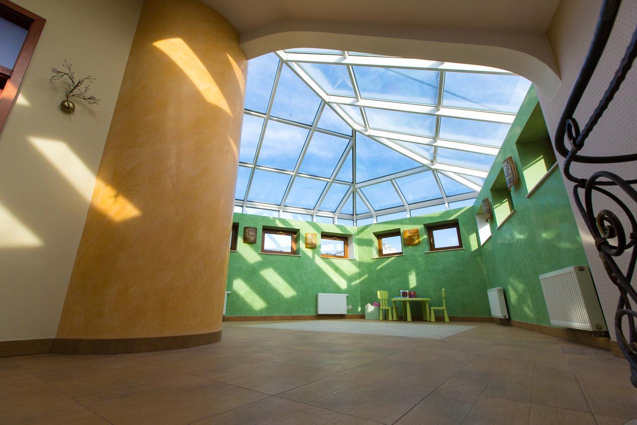 10 Rooms Λβιβ Εξωτερικό φωτογραφία